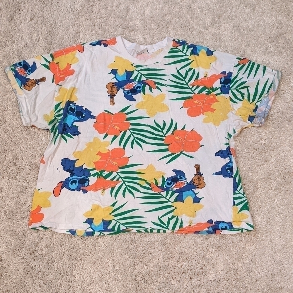 Disney Lilo and Stitch Bright Boxy Tee X-Large